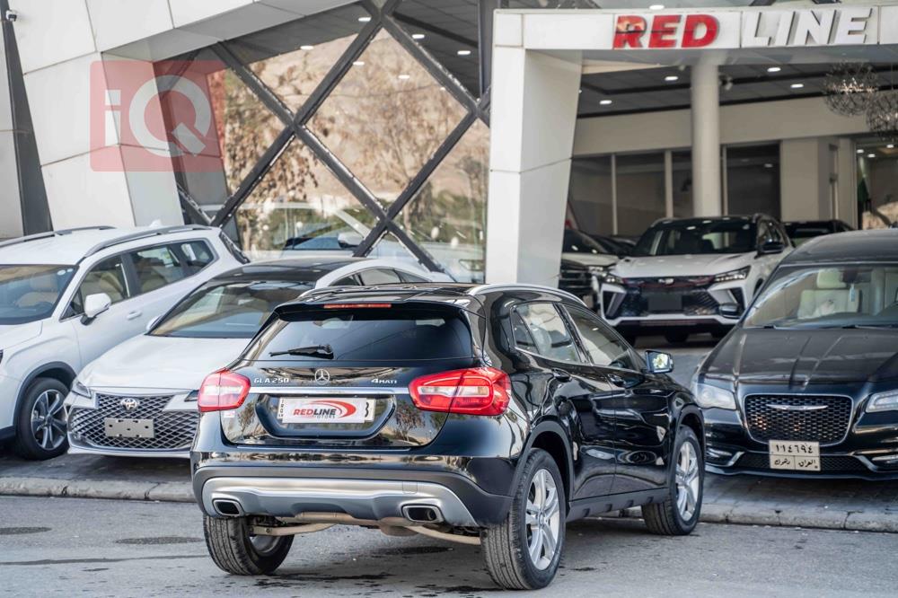 Mercedes-Benz GLA